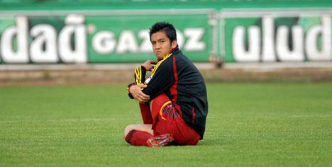 UnutulmazSL's tweet photo. Junichi Inamoto

Uyruk: Japonya 🇯🇵
Pozisyon: Orta Saha
Süper Lig Kulüpleri: Galatasaray
Süreç: 2006-2007

Süper Lig İstatistikleri:
Maç: 25

#Inamoto #SüperLig #Galatasaray #unutulmaz #hatıra #futbol https://t.co/HNT0uujvY9
