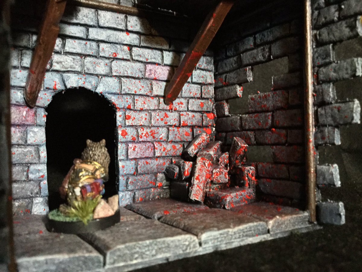 thesonicdark's tweet photo. Some choice shots of my March entry for the Encounter 10x10 Challenge. Now for some time resting from crafting for a bit. https://t.co/N59wUyBEII