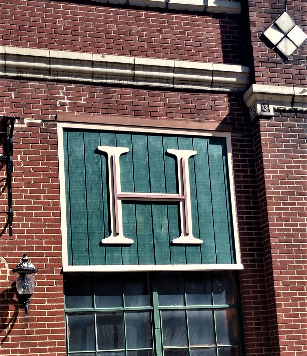 Darbynwoods's tweet photo. It's Spring! Time to visit some of our great neighbors here in the Hildebrandt Artist Collective. https://t.co/2UyGnlpFkP