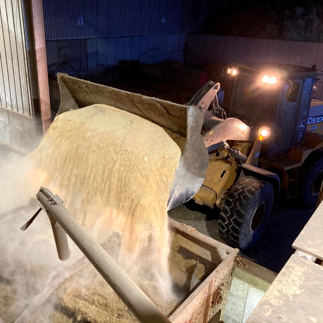 PerformanceBeef's tweet photo. Thank you to the farmers and ranchers who are passionate about their work, not afraid to put in the long hours, and tirelessly passing valuable life lessons to the next generation. 

Our team is proud to support you today and every day. #NationalAgDay https://t.co/NbJlS8mL2T