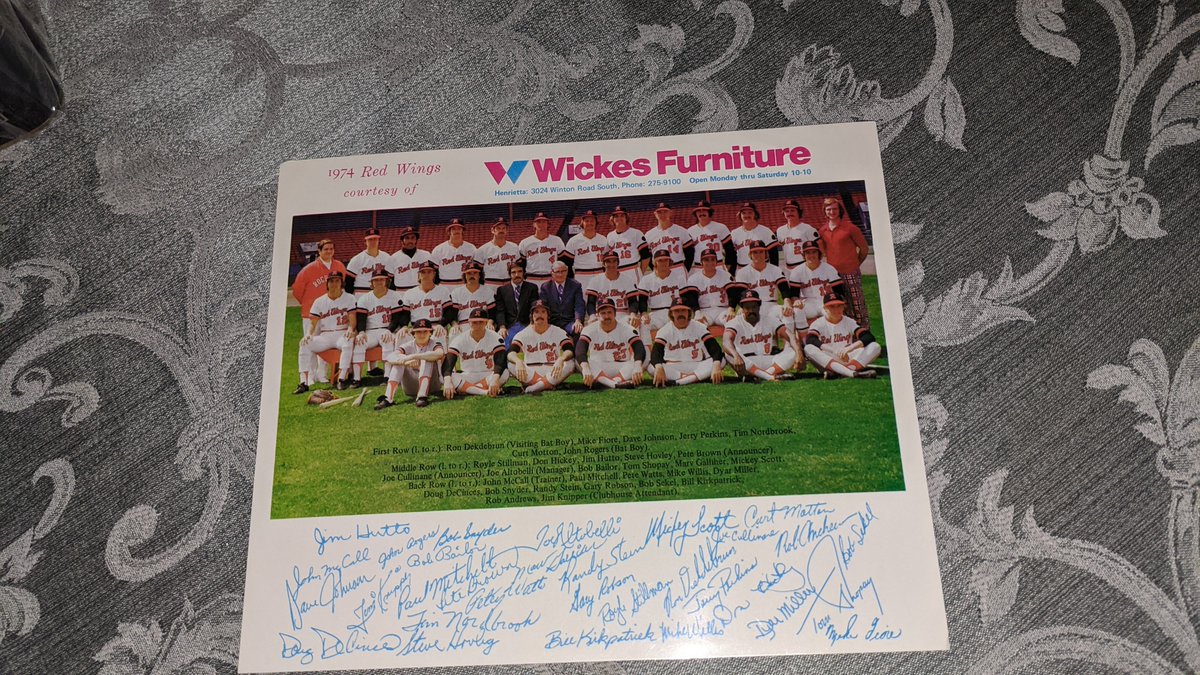 lanc_supcap3841's tweet photo. #forsale in our #ebaystore #1000s of #mlb #baseball items including some of these very neat things. #teamissued #photos #1970s #rochesterredwings @Markhoyle4 @oriolesrise @LFTimes_sports https://t.co/0tbMlnETsW