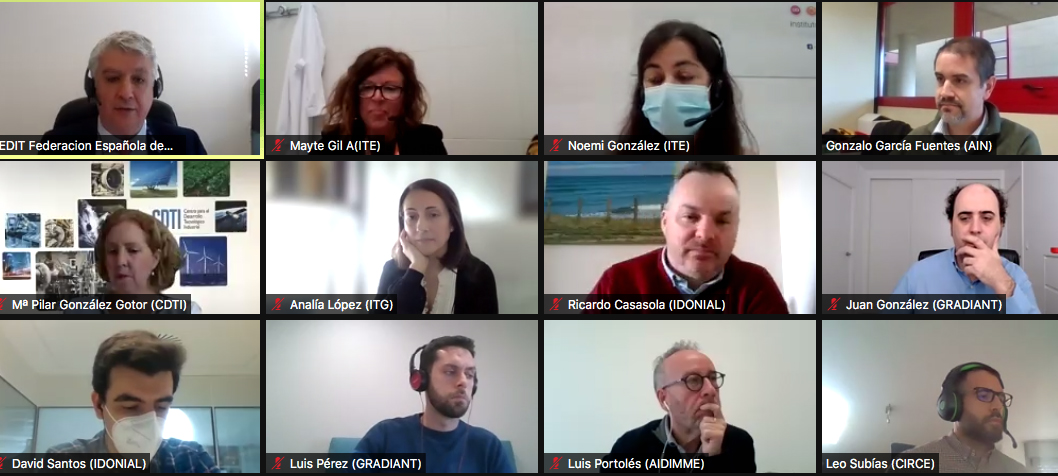 Fedit's tweet photo. 👉Te perdiste el webinar organizado por @Fedit y @CDTIoficial de la semana pasada❓
No pasa nada‼️
🤔Si quieres saber lo que se habló de los proyectos presentados por los #CentrosTecnológicos al #ProgramaCervera, puedes verlo en este link:
https://t.co/ONEfxLlQ2u https://t.co/8tyyx6jqqf