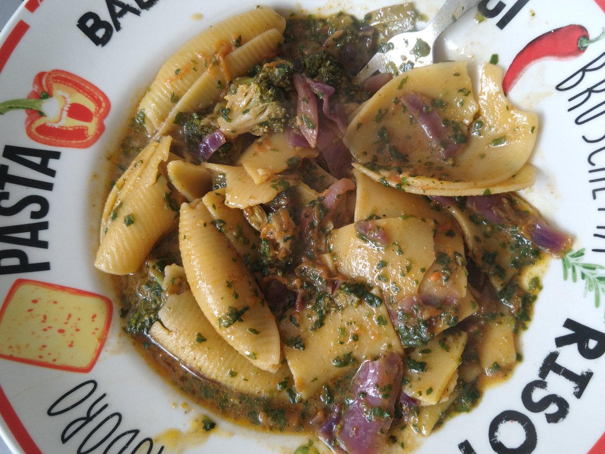 borninapartheid's tweet photo. Eet smakelijk!
Ben gek op eten ook #pasta
I love food also pasta! Hugs kiss kiss Jennifer Kisten
#foodporn #vegan #glutenfree #wheatfree #coeliakie #coeliacdisease #ziektevandurhing #morbhusdurhing #freefromall #vrijvanalles https://t.co/RpUrPt8sEz