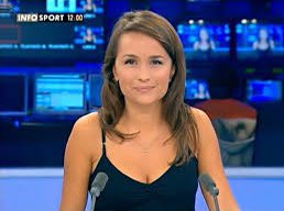 2008, je présentais les JT du soir sur Infosport. Quand j’ai annoncé que j’étais enceinte, un responsable m’annonce : « Tu vas être trop grosse pour l’antenne, si c’est un prématuré tu seras absente trop longtemps, donc on arrête » #Jenesuispasunesalope