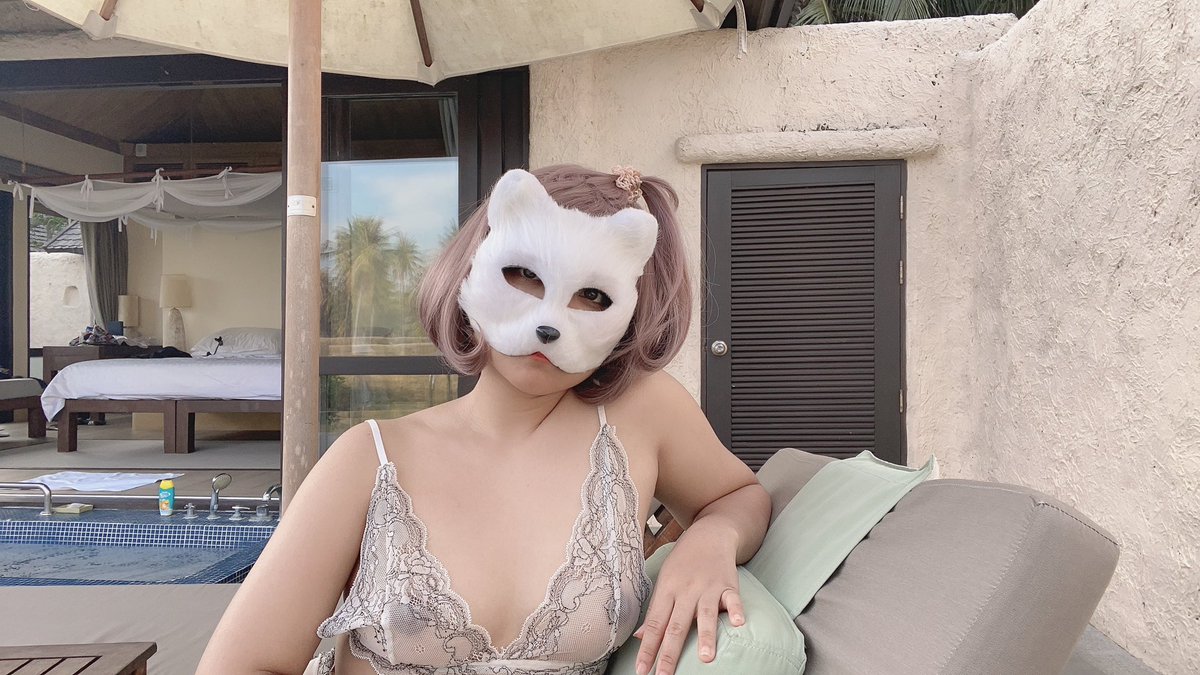 Mailbox diary tweet media