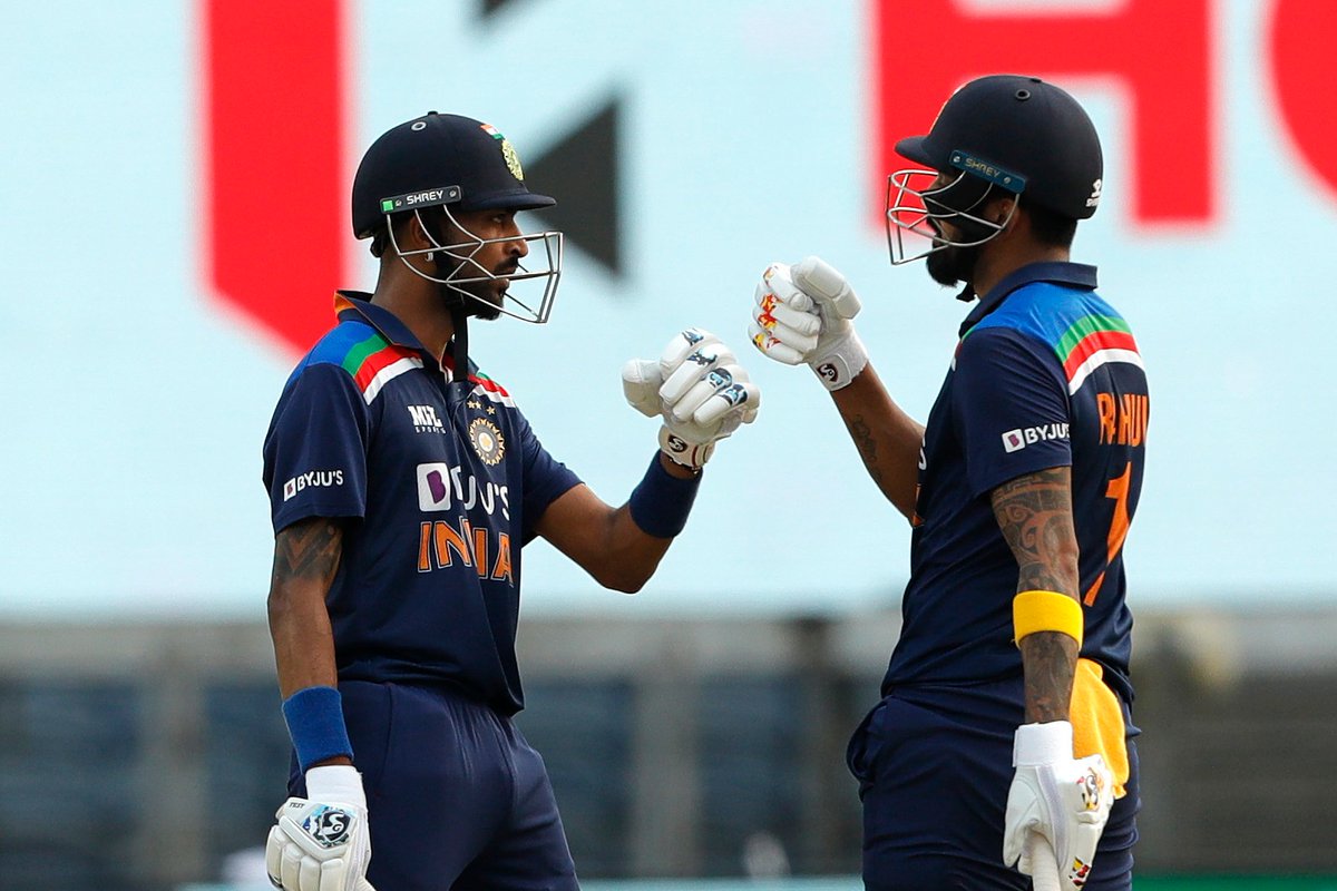 An unbeaten 112-run stand between KL Rahul and Krunal Pandya helped India post 317/5