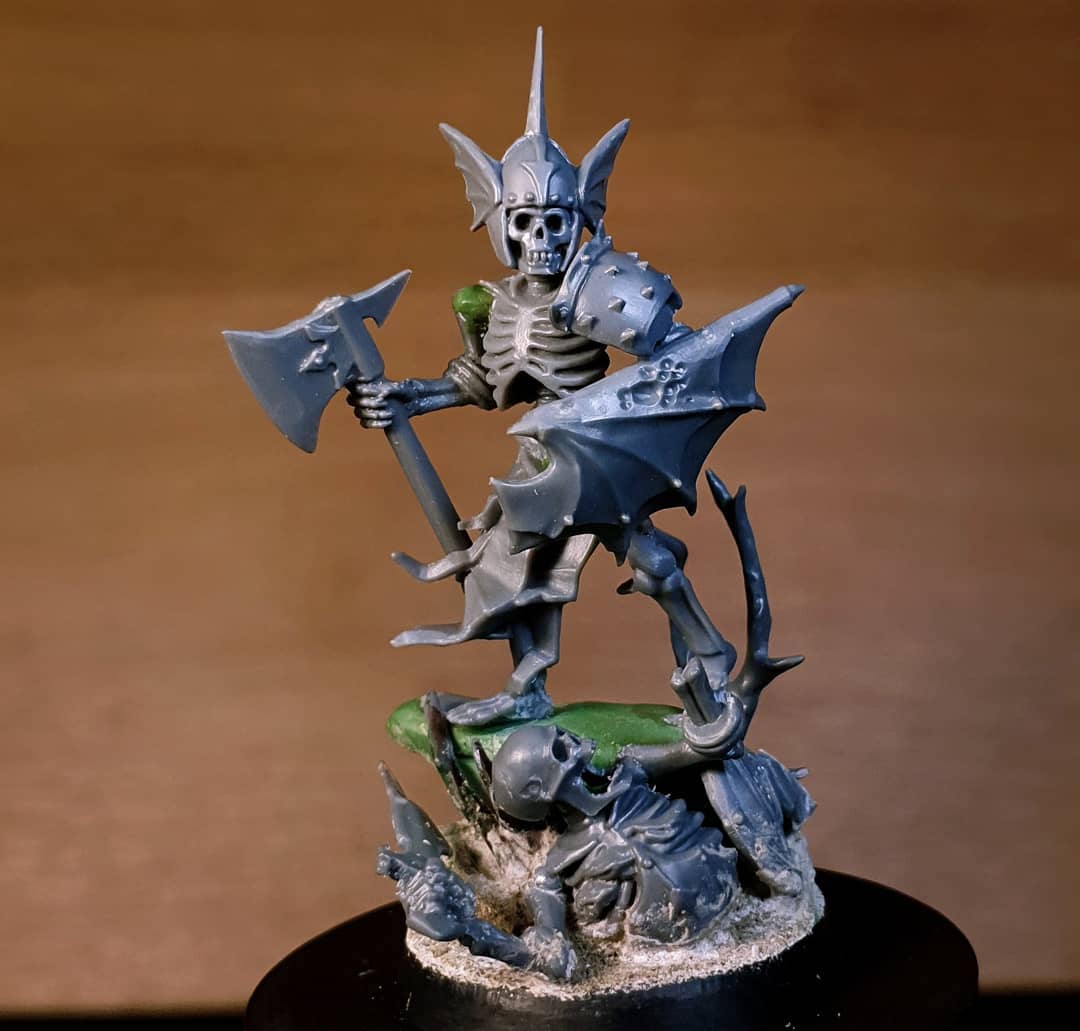 CraftworldStud1's tweet image. Our students asked for bones. So, Marko switched to necromancy to create this cool character that I am painting for a video tutorial. Stay tuned. It will be available on our Patreon, as soon as ready. patreon.com/craftworldstud…
#soulblightgreylord #skeletonwarriors #converting #aos