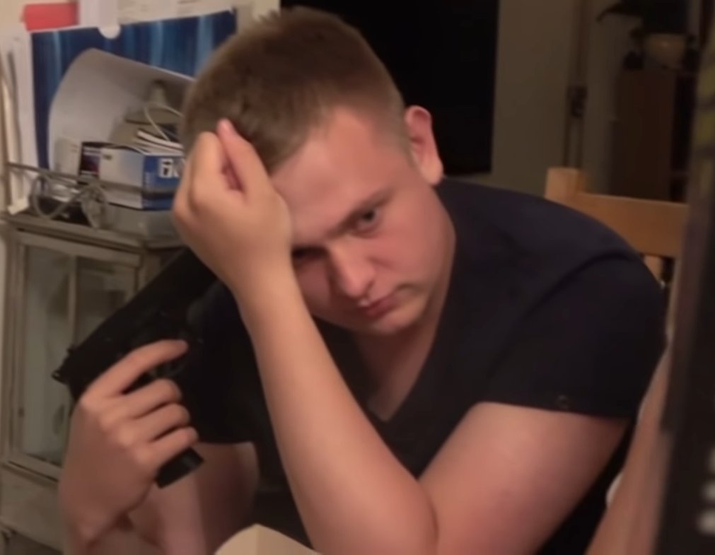 BandicootSVK's tweet image. The fucking Facebook UI on PC is the worst redesign in history. It copied Twitter and somehow it runs even worse than a paraplegic oyster on a metric fuckton of heroin. Much like erectile dysfunction, it doesn´t even work half the time. #facebook #UI #facebookUI