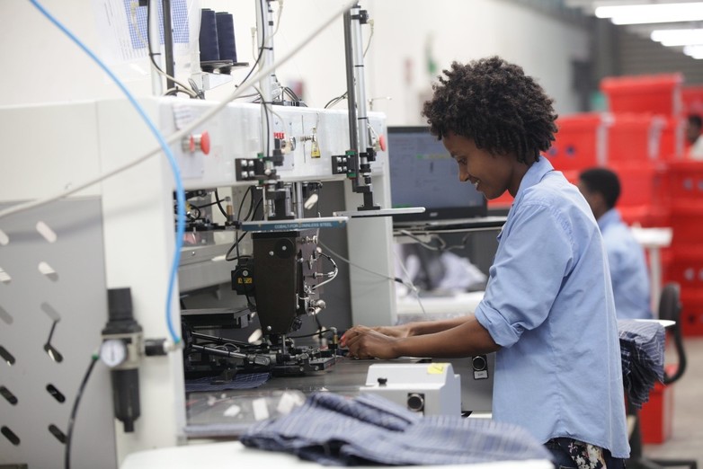 2030WRG's tweet photo. #ValuingWater is driving efficiency innovations that support ec. growth. In #Ethiopia we are helping ensure that water use in the country’s new industrial parks -a cornerstone of their dev't strategy- is as #efficient and #sustainable as possible #WWD2021 https://t.co/6qyeuaK4mW https://t.co/o9NPPXgJkG
