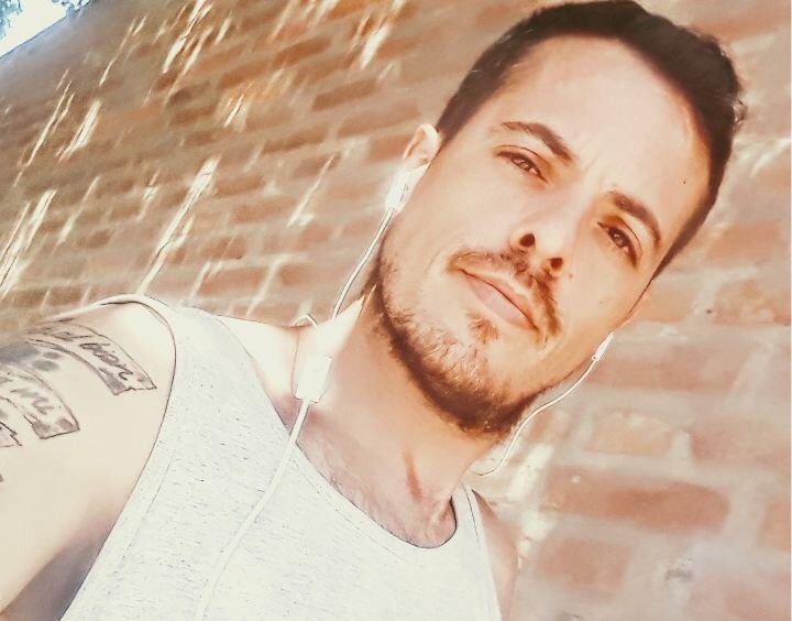 uemradio's tweet photo. #Ahora
Hablamos con @anytramontini sobre el caso #IvanSpini. #unoentremil #vorterixrossrio https://t.co/ZeDbNVoBQy