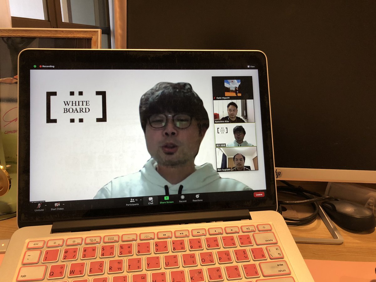 higu48's tweet photo. オンラインの時代に、経験以外に取れない情報はないかもしれないな。今日はJ1で活躍されたアナリストの方のプロの分析について勉強させてもらいました。
#whiteboad https://t.co/5LxQGIHMI3