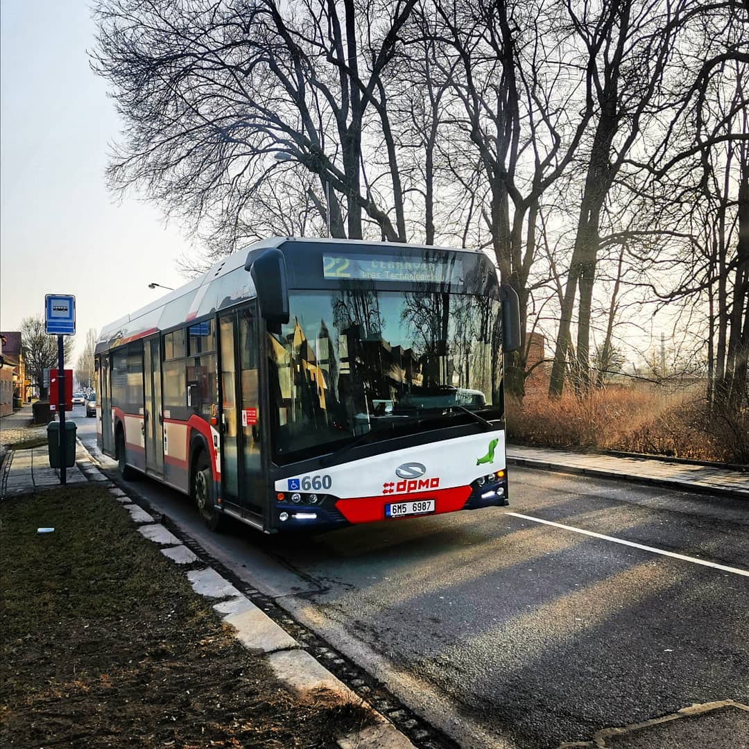 DPMO_official's tweet photo. Uhodnete, kde v Olomouci byl vyfocen tento 🚌?
#dpmo #svamipocelyzivot #autobus #solaris #bus #zima #vecer #zastavka #mhd #verejnadoprava #olomouc #ol #olomouccity #olomouckykraj #czechrepulic https://t.co/AVTLpjpIl9
