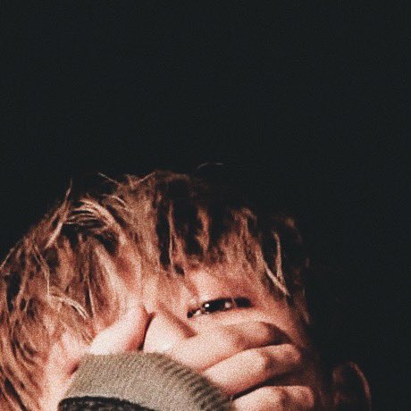 𝐬𝐥𝐞𝐞𝐩𝐲𝐛𝐥𝐮𝐞 —-♡ tweet media