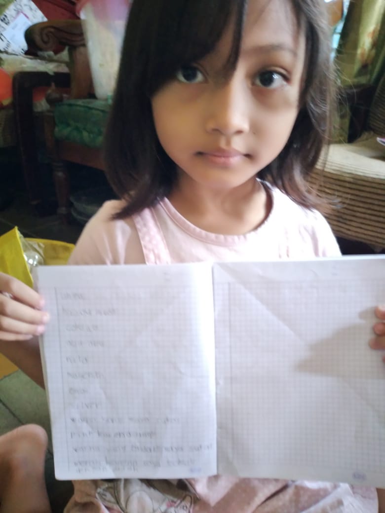 19.57: Mohon bantuannya kawan, Tri pendengar SS melaporkan kehilangan putrinya atas nama Nessa Alana Caraesa (7) biasa dipanggil Ara.