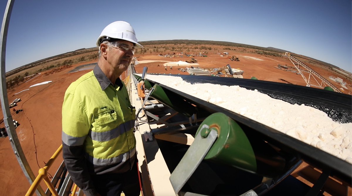 TonySwiericzuk's tweet photo. Happy snaps of process plant commissioning day last week, huge milestone and making history in WA! First time feed salts fed into a SOP plant in our country 🎉 🎯 🚀 Premium SOP coming to market soon #so4 #sop #potash #fertilizer #construction #sustainability @so4_asx https://t.co/RYWgQ6umiX