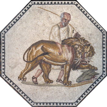 divento_com's tweet photo. #MosaicMonday
This AMAZING lion and lionkeeper mosaic is from the Nennig Villa, in Germany. Probably made in the 2nd/3rd-century, this is just one mosaic showing amphitheatre scenes.
It's incredible how glossy the Lion's coat is: such incredible detail 😍
#RomanGermany #Germany https://t.co/zBhfnTpl3t