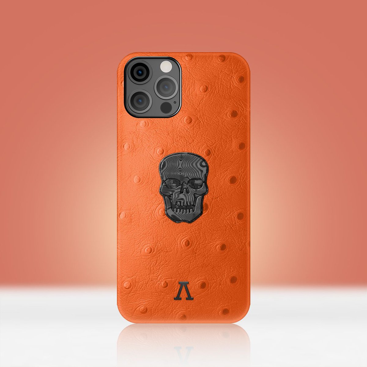 labodetofficial's tweet photo. A bold carbon skull decorates the new edition of our Classic leather cases. The skull is forged from two carbon fiber plates with different patterns to add depth and volume to its design. Available in alligator, python, and ostrich leathers. https://t.co/e0KcecgdIL
#Labodet https://t.co/zSw0ccrood
