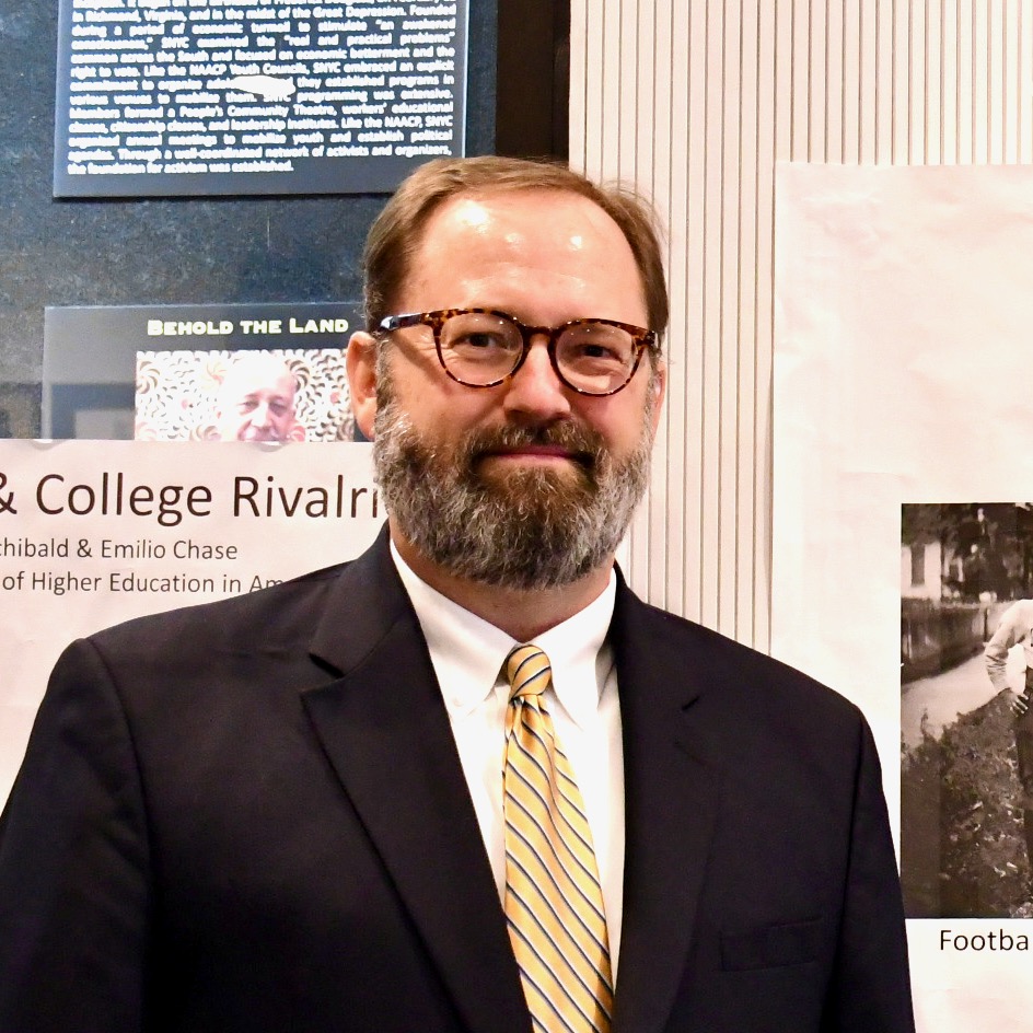 “What happened to colleges and universities during the 1918 pandemic?” At tomorrow's symposium, hear how <a href="/profgamecock/">Christian Anderson</a> sought to answer that question through course assignments and research. <a href="/HistEdUSA/">History of Education Society</a> <a href="/AAUP/">American Association of University Professors</a> Join us Wed, March 24 at 3 pm:  sites.google.com/view/uofsc-aau…