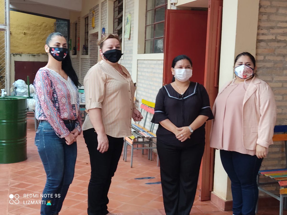 DGGED15's tweet photo. Operativo distribución de kits de alimentos en la Escuela Básica N° 6 Dr. Francia @BrunettiJuanMa @Supracielito @Leticia00534393 @mcceresgonzlez1 @Ftima43239476 @JoseMedinaGaut1 @Karenme26522774 @RocoVer39217404 @Ronald40790360 @MirtaOtaz2 @ https://t.co/5OPCiI5sKb