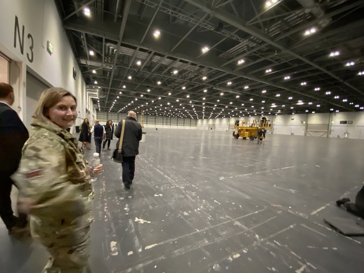 CNEamonn's tweet photo. 1yr today, with the most amazing people - I walked into empty halls at Excel London (the size of 11 football pitches) &amp; we immediately got to work turning them into the largest CCU in the world - thankfully never needed to full capacity 🙏🏻💙🌈💙 https://t.co/3gd9d5BTtG