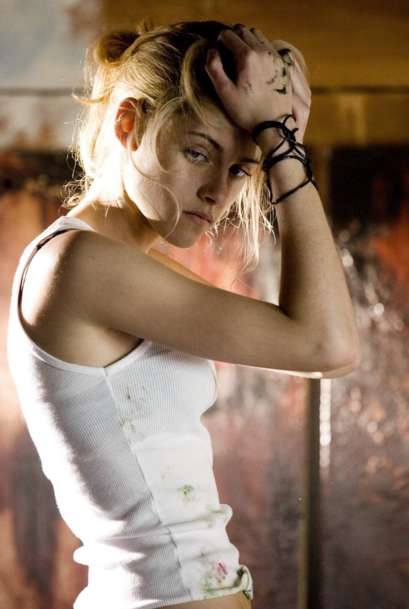 prettymagicx's tweet photo. kristen stewart (in the land of women, 2007) https://t.co/PfcW3f3BiN