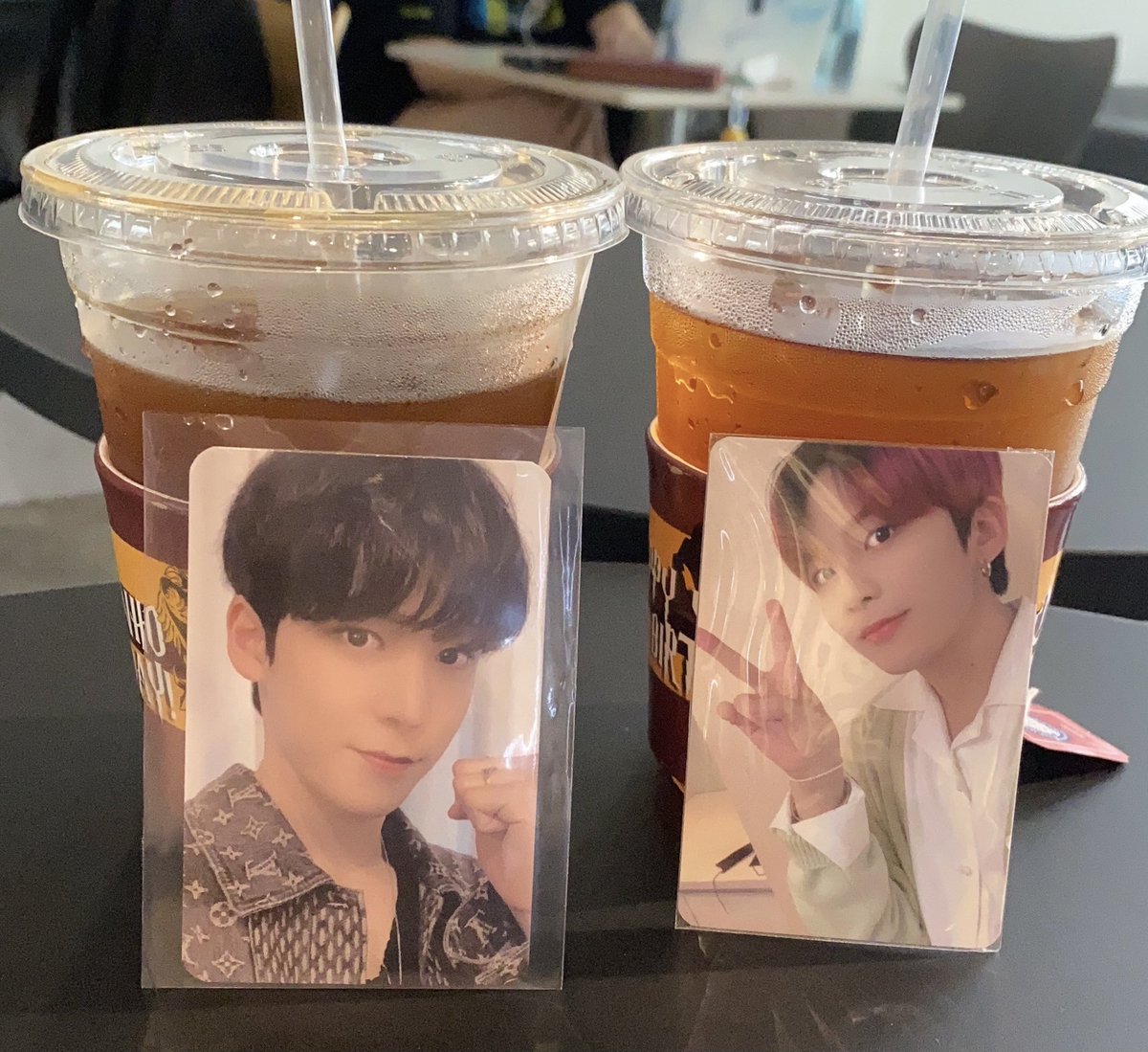 Sansanshiine's tweet photo. Happy yuyu day! 💛 thank you for hosting this event! The decorations are so cute HHHH and also thank you @jjongslatte for coming with me today HEHEH 💛💛 

@0323_DAY #0323_DAY #티니들의행복_윤호야_생일_축하해
#CelebrateforYuyu
#ATEEZ #에이티즈 @ATEEZofficial https://t.co/n40dRz9i1j
