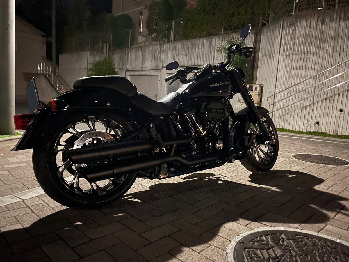 hiro_o4ll's tweet photo. ふぁー
かっこいいー
ずーっと眺めていられる😁

#FATBOY_S #FLSTFBS #HarleyDavidson https://t.co/InQ5LPPPQQ