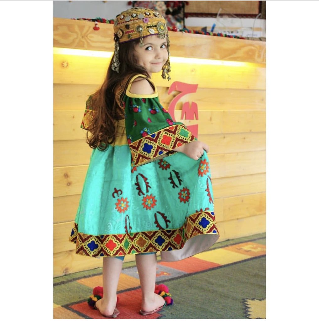 its_wss's tweet photo. Disney princess 

#saeed #saeeddesigne #Disney #afghangirl https://t.co/FCChoxd06k