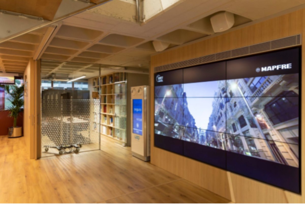 instalia_eu's tweet photo. https://t.co/K1BlzrGg4u
instalador??? #InstalaciónEquiposAudiovisuales de #TMMGroup en las oficinas de La @RFETenis
#TecnologíaAudiovisual #instalacionesAudiovisuales #InstalacionesFijas #IntegracionAudiovisual #SistemasAV #EquiposAudiovisuales #integracionDomotica #videowall https://t.co/YSCGCcnEDc
