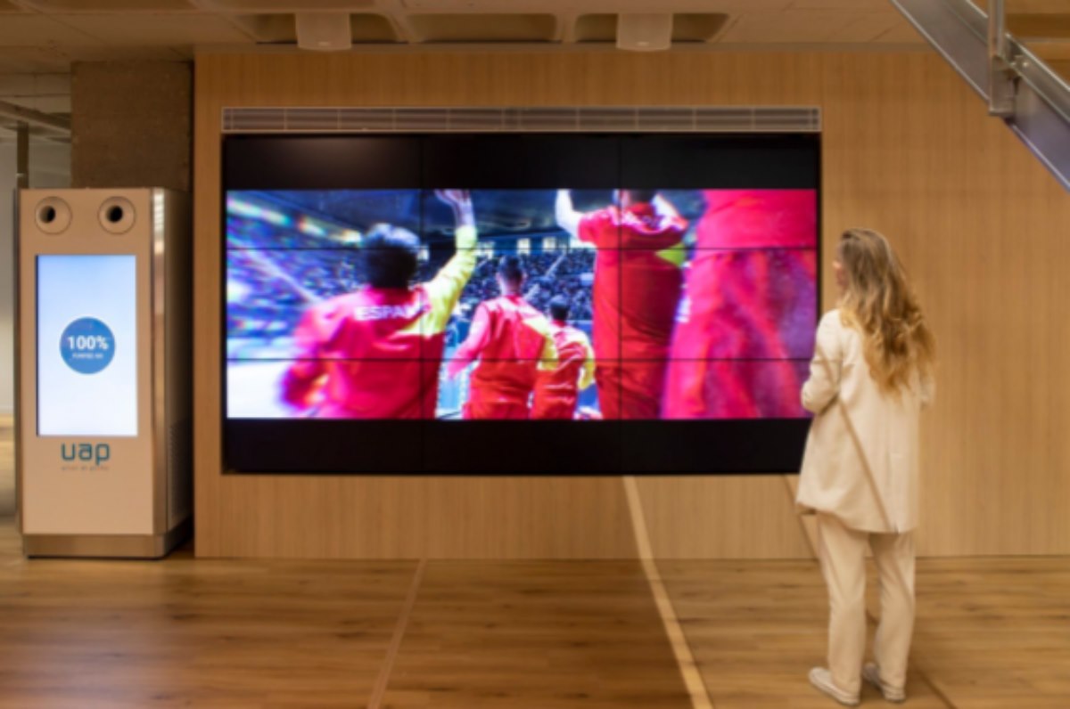 instalia_eu's tweet photo. https://t.co/K1BlzrGg4u
instalador??? #InstalaciónEquiposAudiovisuales de #TMMGroup en las oficinas de La @RFETenis
#TecnologíaAudiovisual #instalacionesAudiovisuales #InstalacionesFijas #IntegracionAudiovisual #SistemasAV #EquiposAudiovisuales #integracionDomotica #videowall https://t.co/YSCGCcnEDc