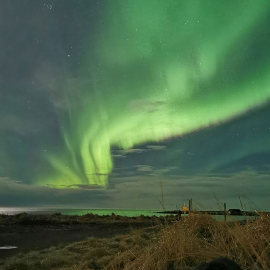 Climeworks's tweet image. #Orca update!
These images really speak for themselves! Our team member Dominik was lucky enough to witness the incredible wonder of the #NorthernLights late one evening while he was on site. What a show they put on!

#Climeworks #Iceland #ReverseClimateChange #ClimateChange