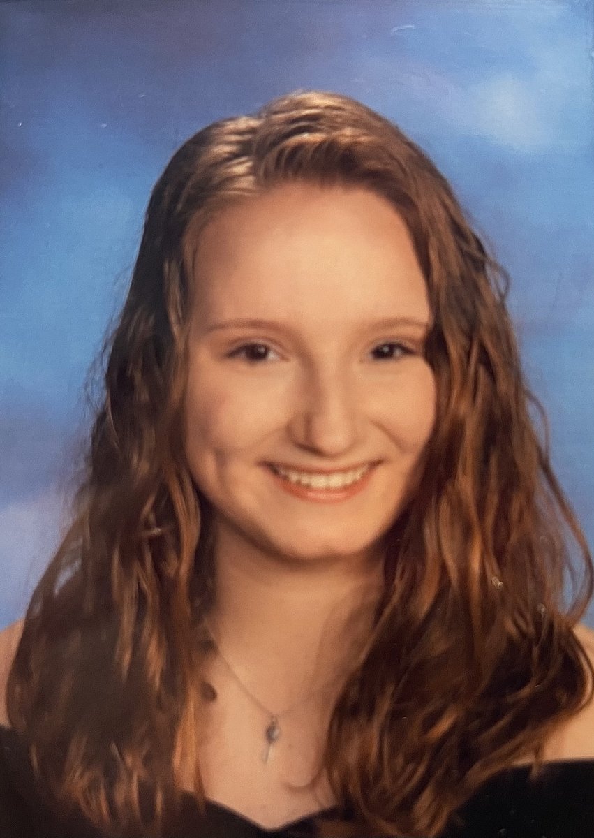 KecoughtanHigh's tweet photo. Wohoo!!! Let's hear it for our Seniors! 🎓 Congratulations to the Co-Valedictorians Camille Jones and Ashlin Schultz and Salutatorian Paige Jordan. 🤍💚🤍💚 #warriorpride #Classof2021 https://t.co/Lfx7GMeULU