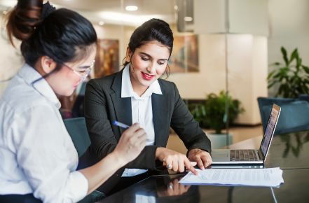 EngageESMFrance's tweet photo. [Banque Finance Assurance] Notre partenaire #ServiceNow organise le 06 avril à 9h30 un webinar : Comment rationaliser et automatiser les opérations de prêts bancaires =>  https://t.co/mZa7rQykPn https://t.co/3eM17k3Hd1