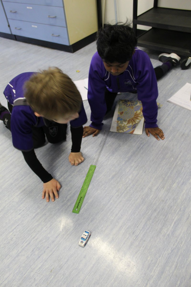 BansteadPrep's tweet photo. #Year3 exploring how objects move on different surfaces. #BPS_Science https://t.co/BQjBgwnKhn