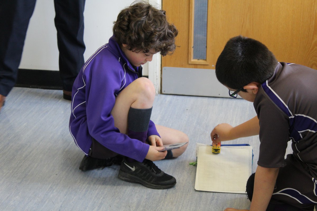 BansteadPrep's tweet photo. #Year3 exploring how objects move on different surfaces. #BPS_Science https://t.co/BQjBgwnKhn