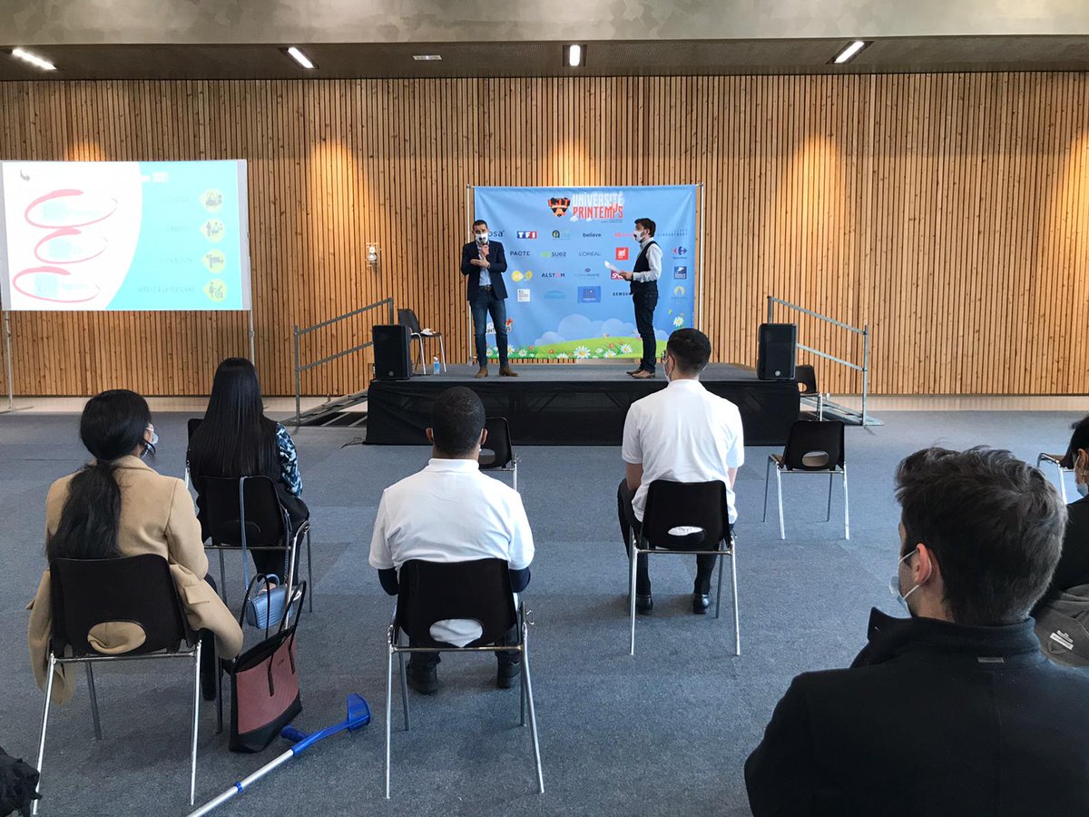 Aujourd'hui, notre Président participe à l'université de  #liguedesjeunestalents sur le thème #1jeune1solution. Il a pu rassurer les jeunes et évoquer les objectifs de <a href="/ClefJob/">Clef Job</a> pour l'année 2021 :
✅ 800 placements
✅ 400 CDI
✅ 200 apprentis

Go #jobdating 💪