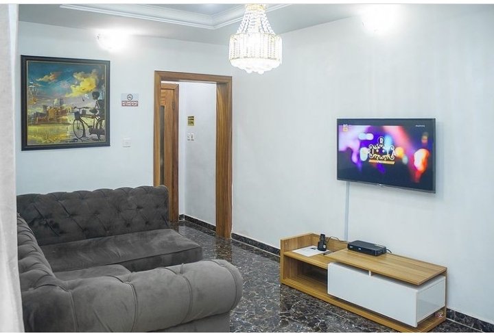 mabcodeehomes's tweet image. Official Price - N45,000
Partner Price - N40,000
Min of 3 nights
 #AdekunleGold #BBNaija #23RdMarch #lastnormalphoto #blockchain #DeFi #GRAMMYs