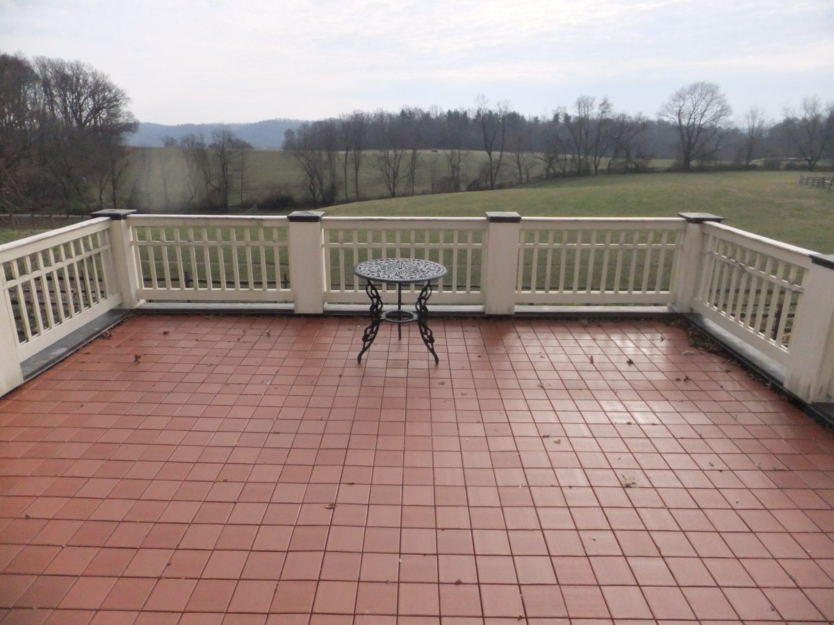 coverdeckdotcom's tweet photo. Discover just how easy it is to clean and maintain Weatherstone Composite Deck Tiles to keep them looking pristine.

https://t.co/bMts2ckwlU https://t.co/7P5BdWD5p9