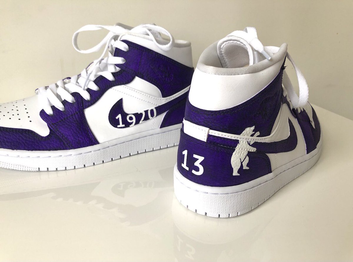 Love to customise Jordans 💕 #custom #sneakers #custommade #Nike #jordans