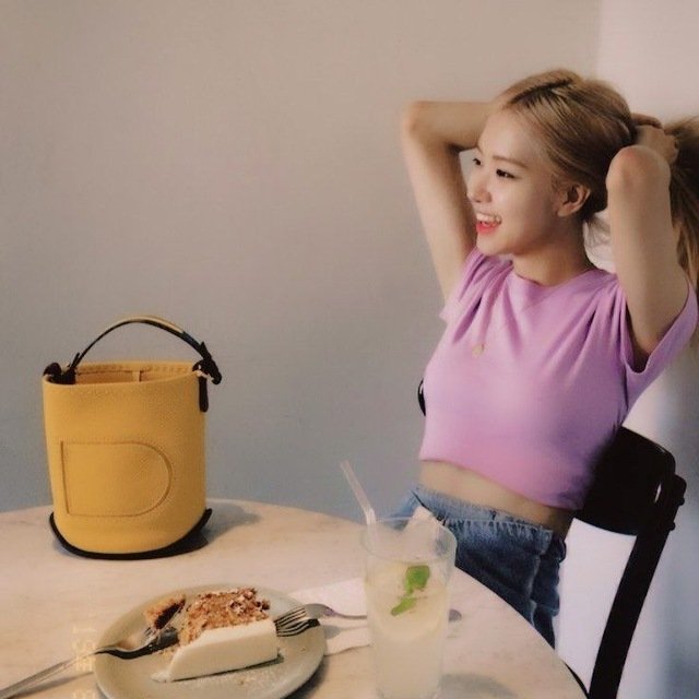 Mutualan rp tt, Ig, sama tele kuy 
Gw Fsr ko