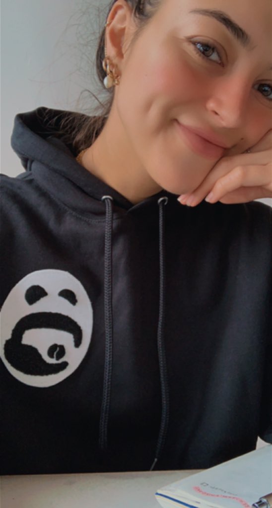 malu2u's tweet photo. @nigerian_dunker @Soc_Int_Global 
GM FROM MY GOODBYE 2020 HOODIE https://t.co/SBivQjF8Iw