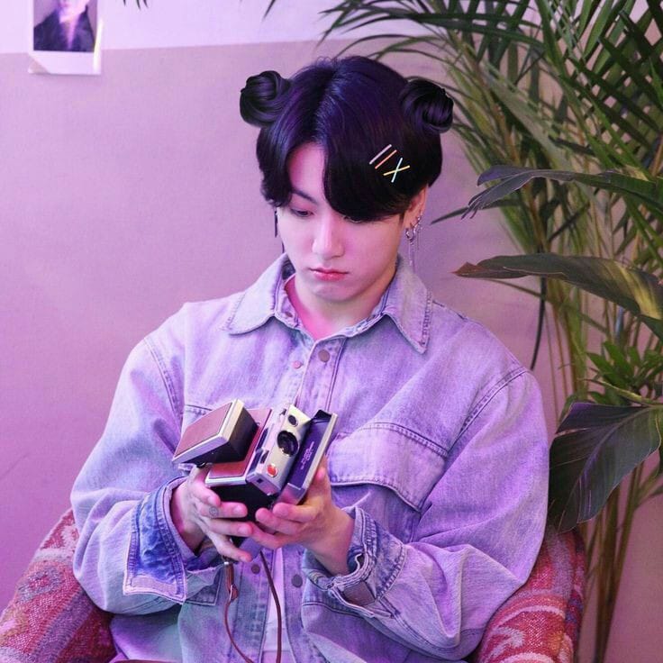 Haruchimnsfw's tweet photo. The sub look #JUNGKOOK #subkook #nsfwbts #btsnsfw #taekook https://t.co/4KEBnL3f5V