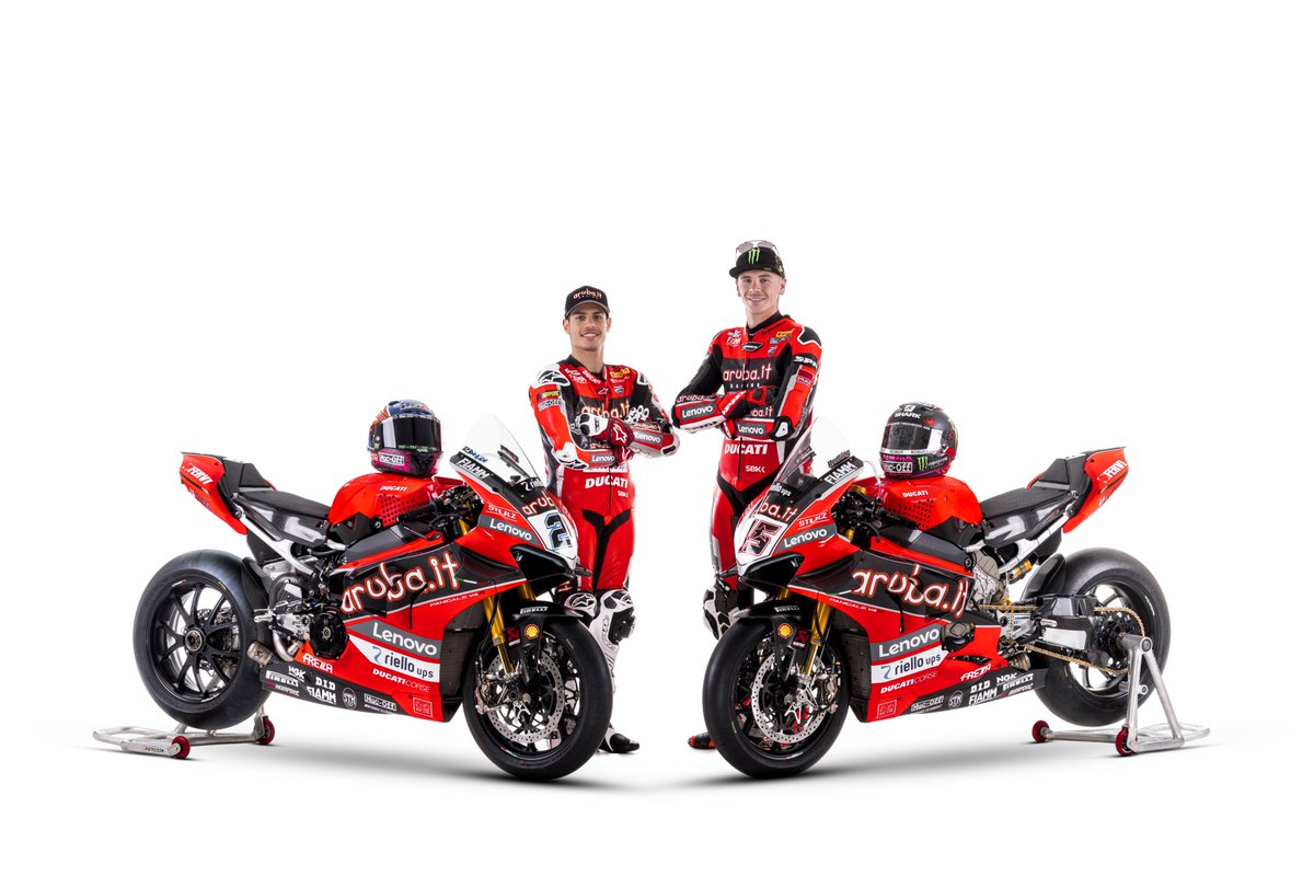 ArubaRacing's tweet photo. Ladies and Gentlemen...
@Reddingpower , @michaelrinaldi_ and the 2021 @ArubaRacing - @ducaticorse Panigale V4 R
@WorldSBK | @DucatiMotor | #ForzaDucati https://t.co/NPTq6ZANTl