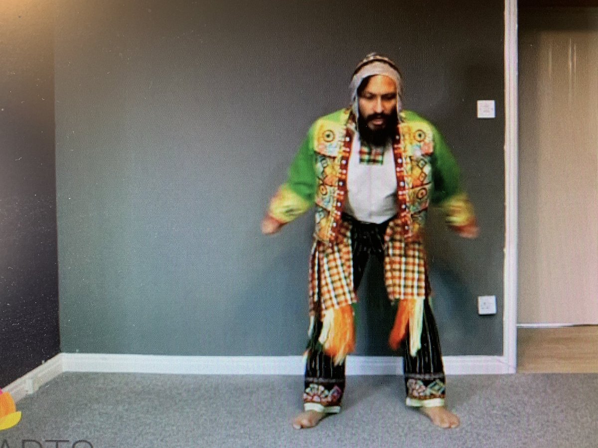 EYFOLNE's tweet photo. It’s all go here dancing ⁦@yuvelsoria⁩ ‘s wonderful #Tinku #Bolivian ⁦@GemArtsuk⁩ session it was absolutely fantastic!So much energy&amp;learning #physicallearning #languages #culture #dance #colour sign up this is brilliant!#EYFOLNE festival week https://t.co/kxwbIvuwPD https://t.co/cCwip4FHCP