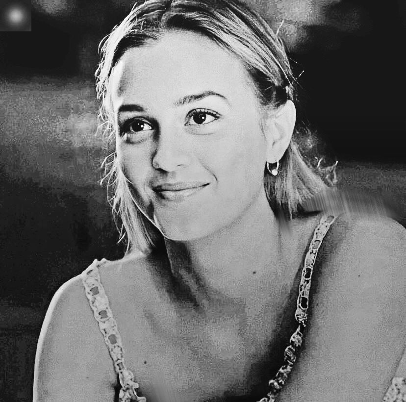 ⠀⠀ ⠀⠀ ⠀

⠀⠀ ⠀⠀ ⠀throwback to her blonde 
⠀⠀ ⠀⠀ ⠀phase. 

⠀⠀ ⠀⠀ ⠀