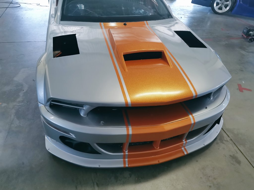 Estilo_Ind's tweet photo. Welcome to the races!! V8 Masters 🤟🏻🤟🏻

Thank you Denis Gaiduk for your support! 

Complete wrap from top to bottom 👌🏻

For all your branding solutions please do not hesitate to contact us.

Office
021 981 9944
Mobile
079 523 7001
Email
Sales@estiloindustries.co.za https://t.co/iBaps1wzza