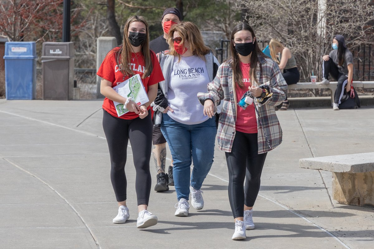 suny_cortland's tweet photo. Hope everyone gets a chance to get outside and enjoy the sunshine! Have fun and be safe, Dragons! #RedDragonSafe https://t.co/i1nAwB7vNw
