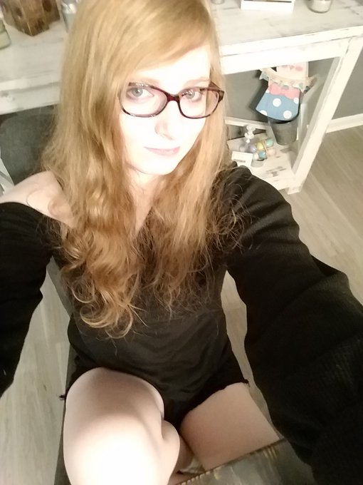 WHY WONT U GIVE ME AN ATOMIC WEDGIE, IM SUCH A LOSER https://t.co/DWIfTsHNIP