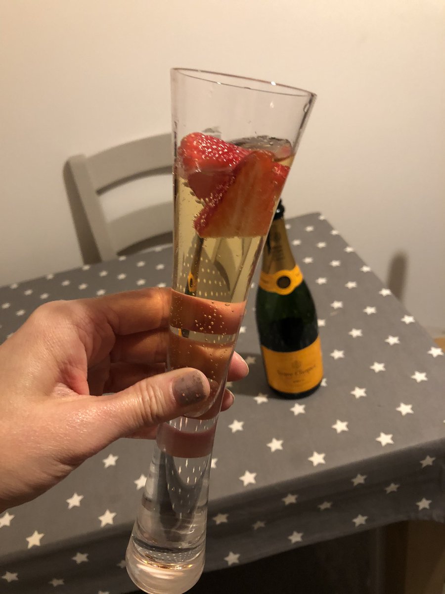 DancerBeckie's tweet photo. 🥂 exam celebrations 🎉 https://t.co/cE5cTtMfM4