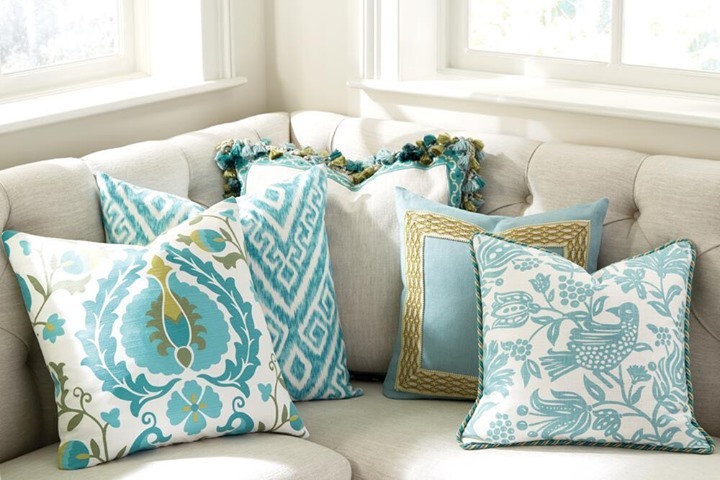 Fabricut's tweet photo. Beautiful shades of aqua and green from realjaclynsmith's textiles for Trend pair effortlessly with neutral tones. For more of Jaclyn's stunning shades and patterns, visit our website!
.
.
.
#jaclynsmithfortrend #jaclynsmithhome #jaclynsmith #interiordesign #interiordesigninspo https://t.co/tgnyXQGlAh